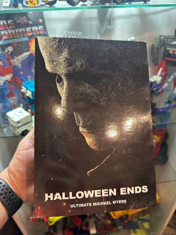 Producto - HALLOWEEN ENDS ULTIMATE MICHAEL MYERS  USADONECA