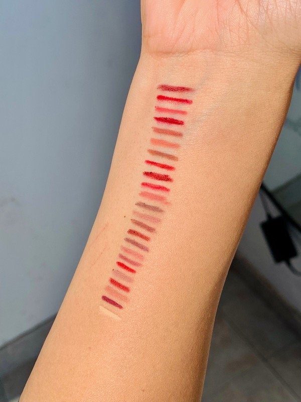 Producto - Delineador de labios huda