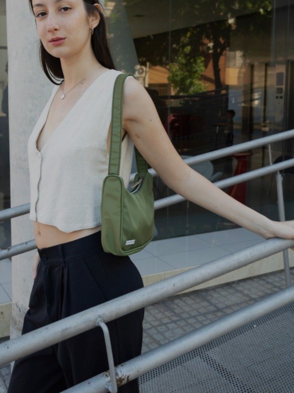 Producto - Mini bag impermeable verde militar