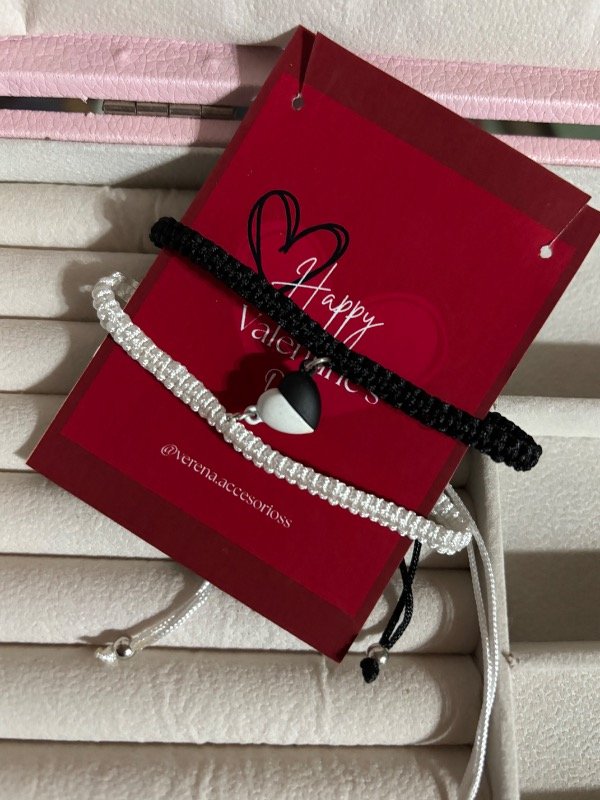 Producto - Pulseritas para compartir corazones con imán
