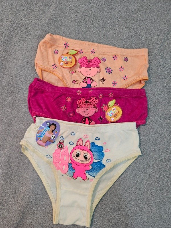Producto - BOMBI DE NENA TALLE 12 (A18 F)