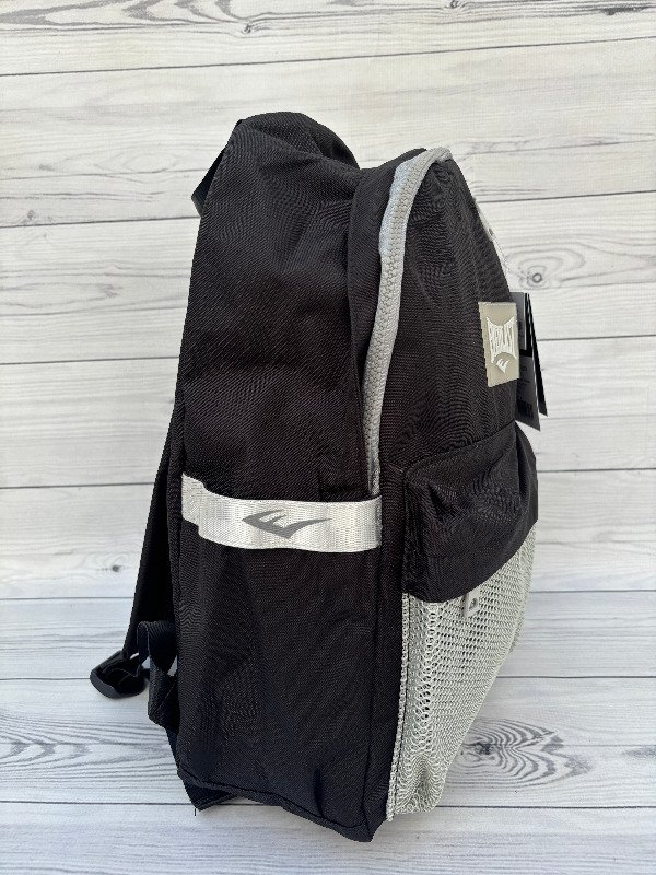 Producto - Mochila 13 - EVERLAST - 1