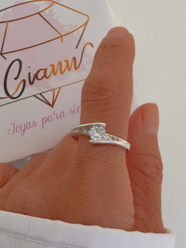 Producto - Anillo Elira
