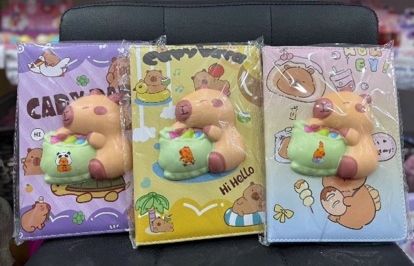 Producto - Cuaderno squishy capybara