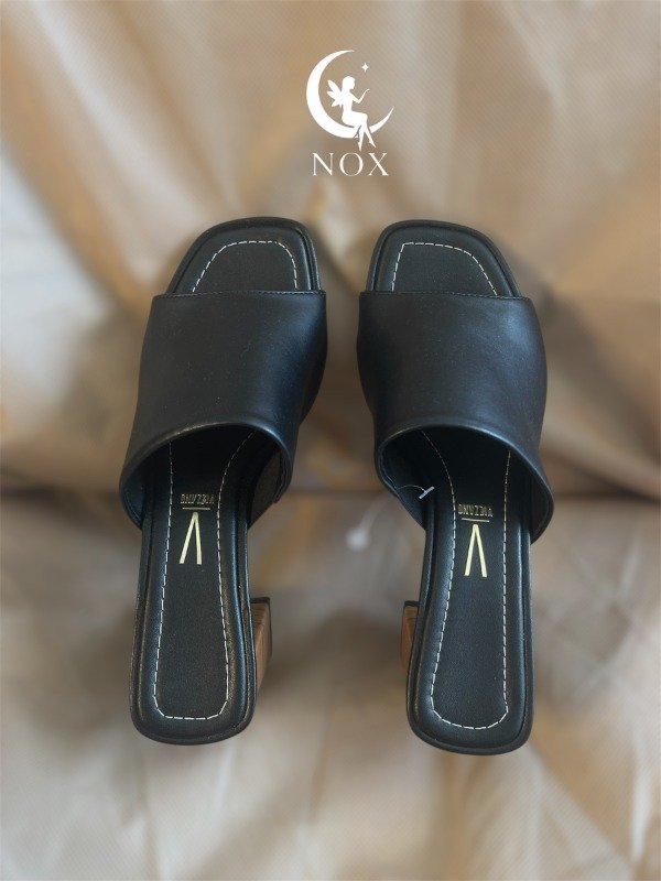 Producto - Zueco BLACK (38 Arg)