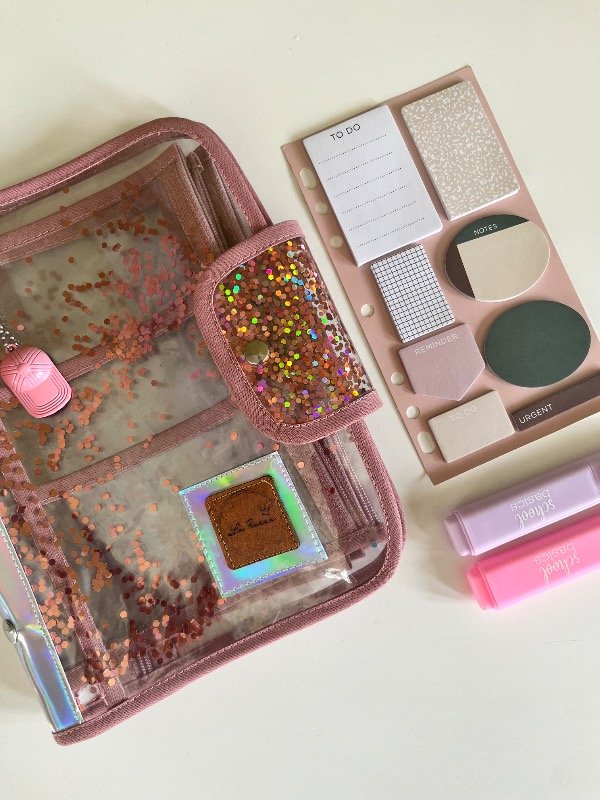 Producto - Estuche transparente rosa