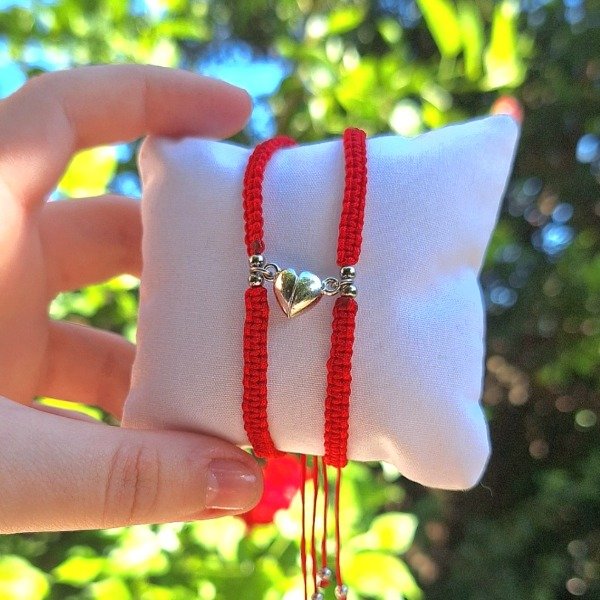 Producto - Pulseras imantadas love
