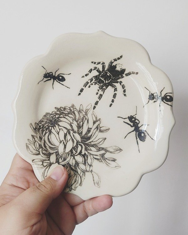 Producto - Plato mediano araña