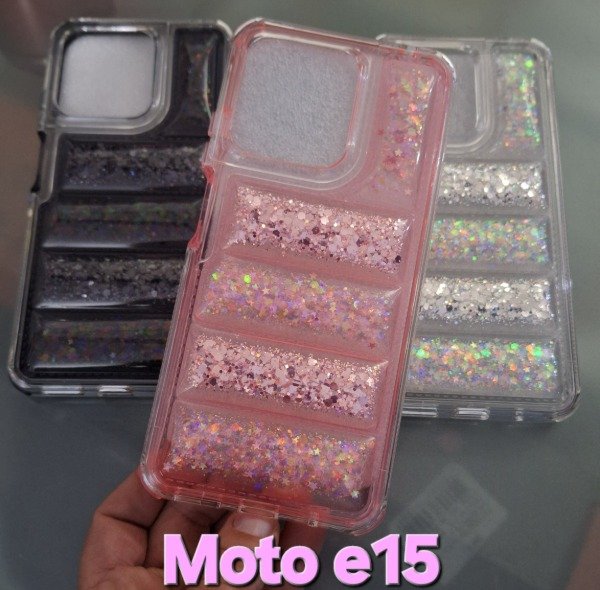 Producto - Fundas puffer brillo premium. Moto e15