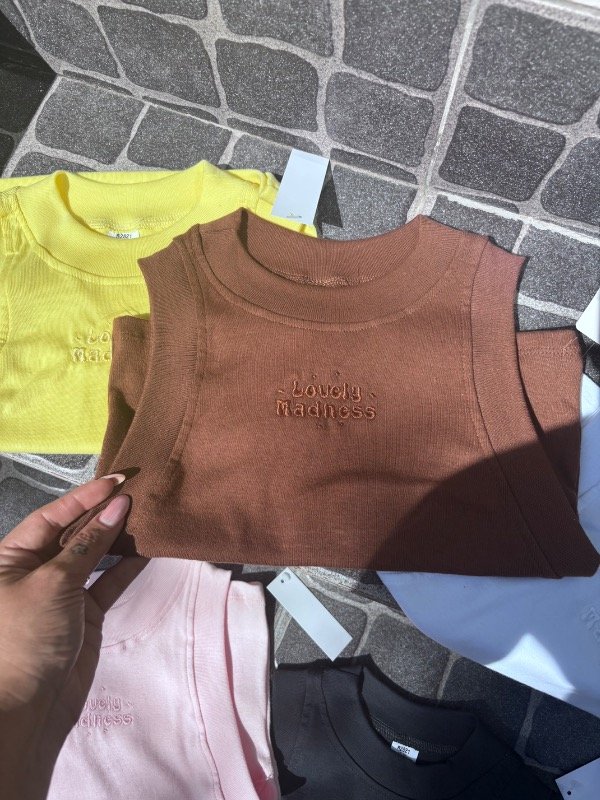 Producto - Musculosa ML choco