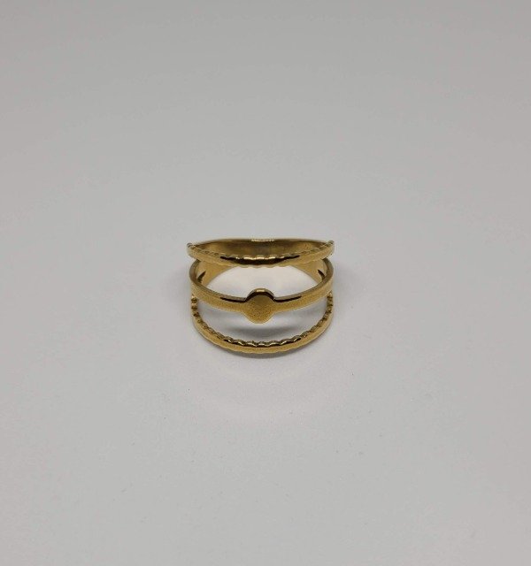 Producto - Anillos de acero quirúrgico dorado
