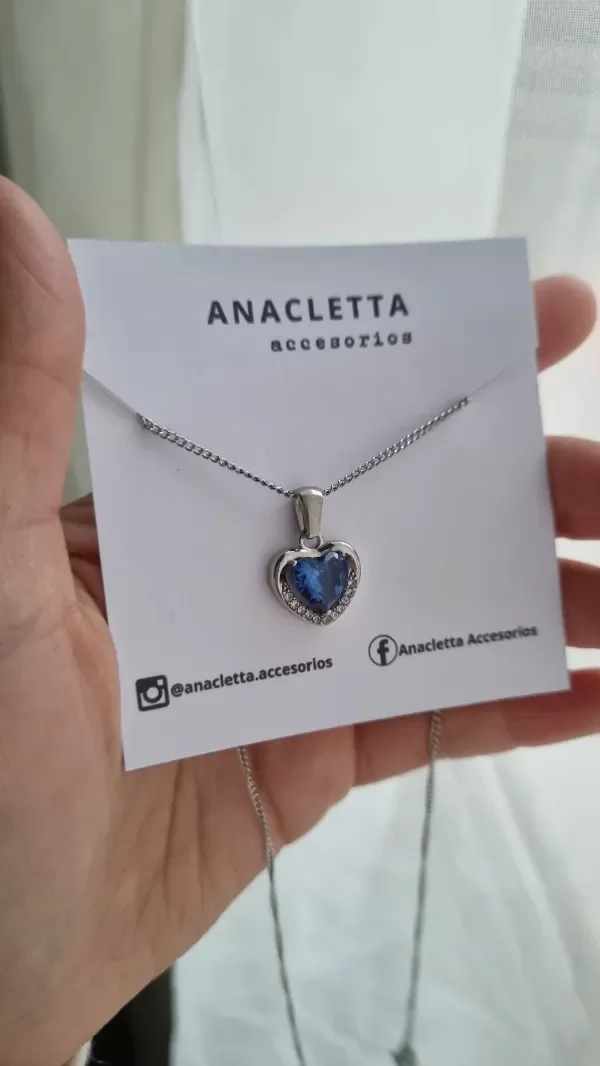 Producto - Gargantilla cora azul con strass Aq