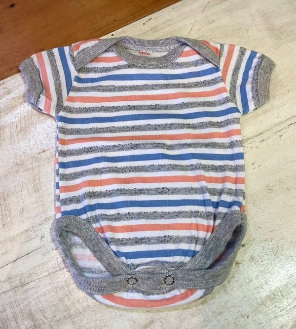 Producto - Body algodón mangas cortas talle 0 rayado