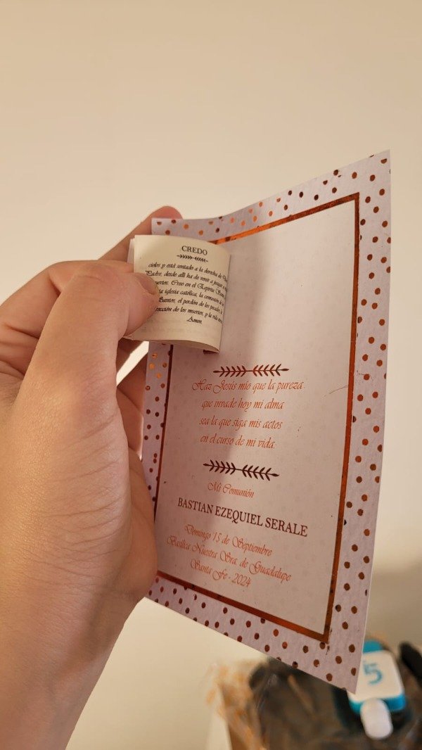 Producto - Estampitas de Comunión Premium con Mini Libro de Oraciones - 1
