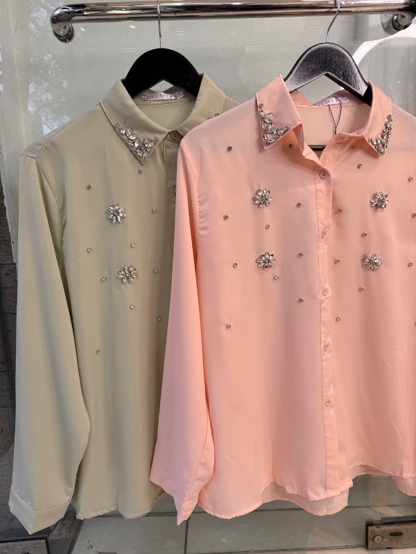 Producto - Camisa con apliques - 2
