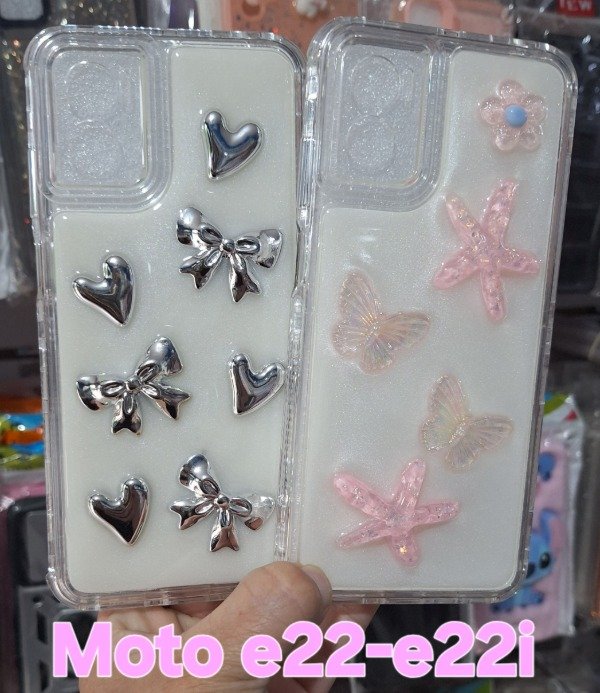 Producto - Fundas reforzadas 360 glitter con charms. Moto e22-e22i