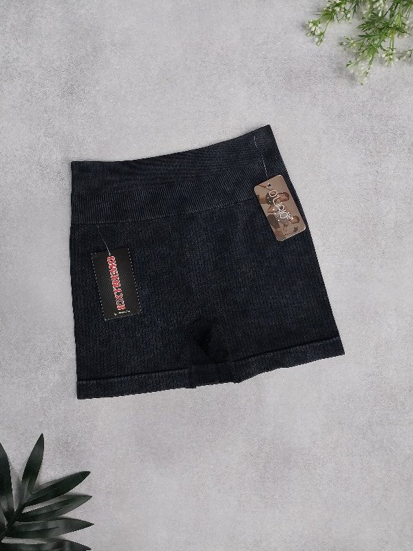 Producto - Calza corta prelavada - D'LIRIO