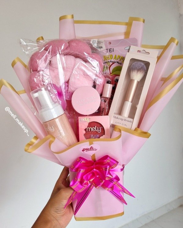 Producto - Ramo de Maquillaje/Skincare