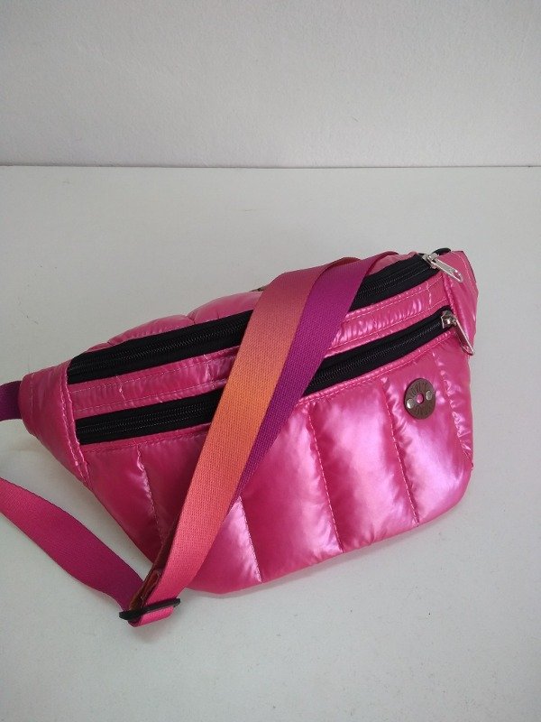 Producto - Riñonera Buenos Aires rosa metalizado