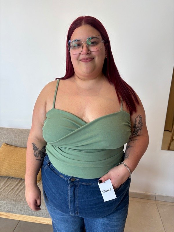 Producto - Remera BREESY verde