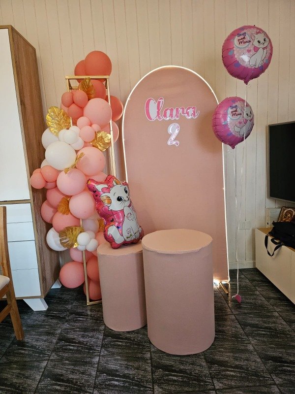 Producto - Columnas de hierro con guirnalda de globos