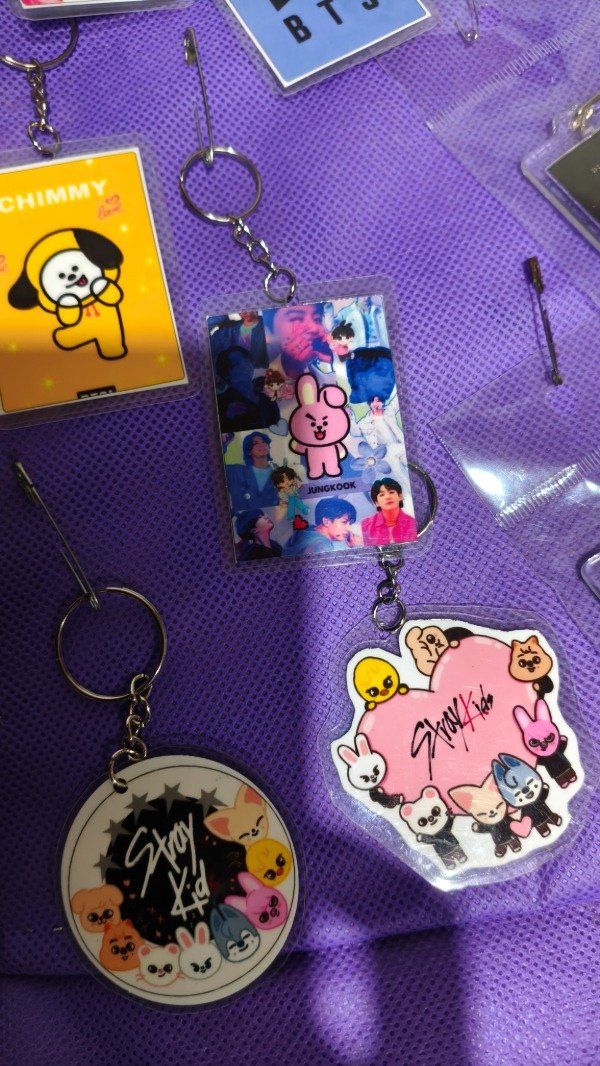 Producto - LLAVERO PLASTIFICADO KPOP BTS Y STRAY KIDS - 3