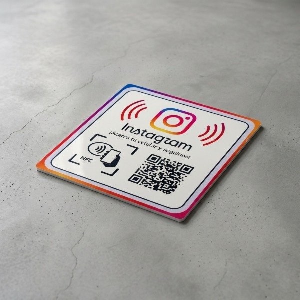 Producto - Expositor Instagram NFC y QR - 1