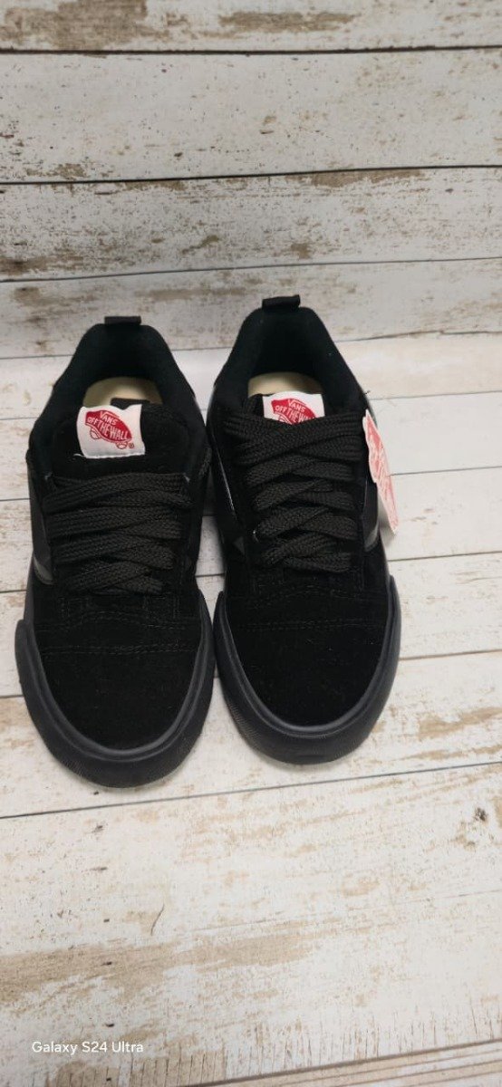 Producto - vans knu total black del 36 al 40 - 1