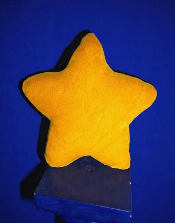Producto - Almohadón ESTRELLA - Amarillo