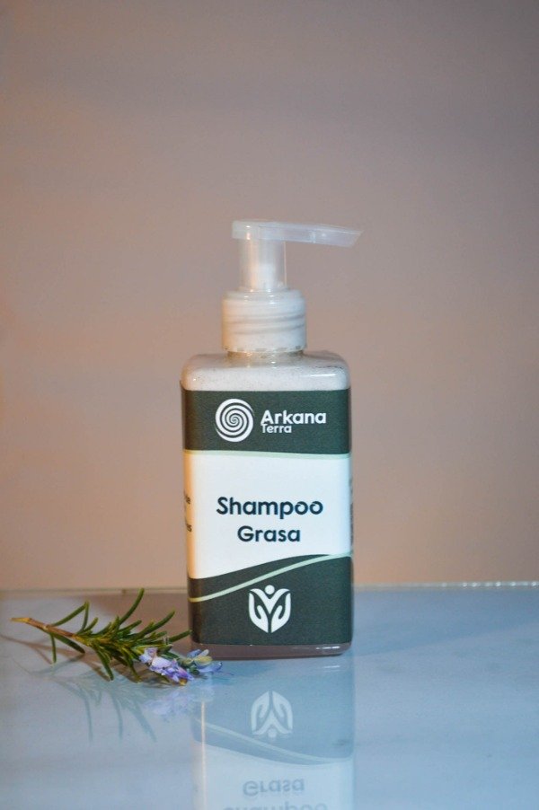 Producto - SHAMPOO CABELLO GRASO