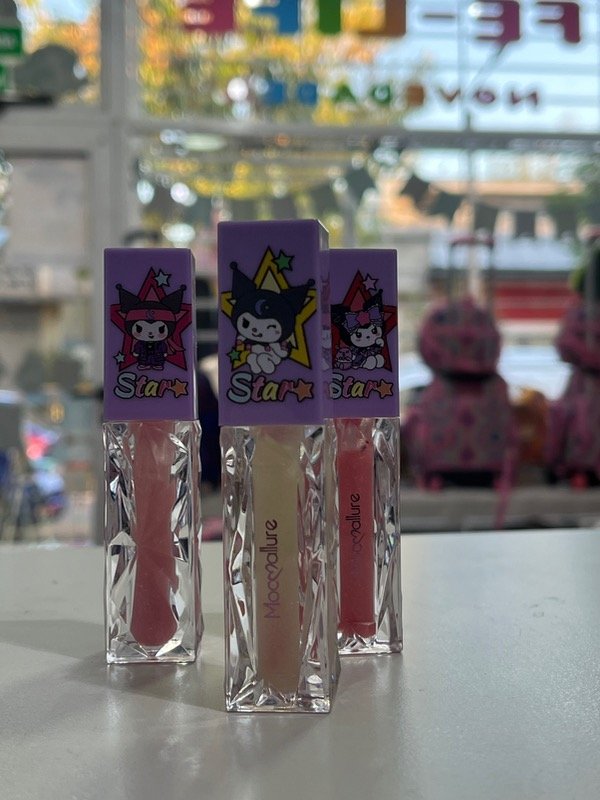 Producto - Brillo labial de KUROMI