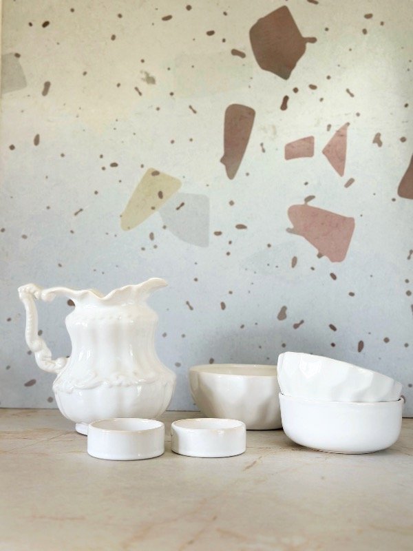 Producto - Set Gourmet - "1 jarra + 2 Cop. + 3 Caz. Surtidas"