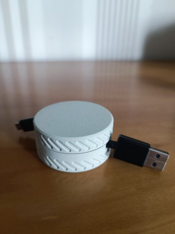 Producto - Organizador de cables USB