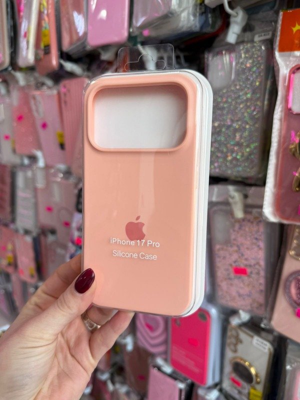 Producto - Silicone case Iphone 17 pro salmon