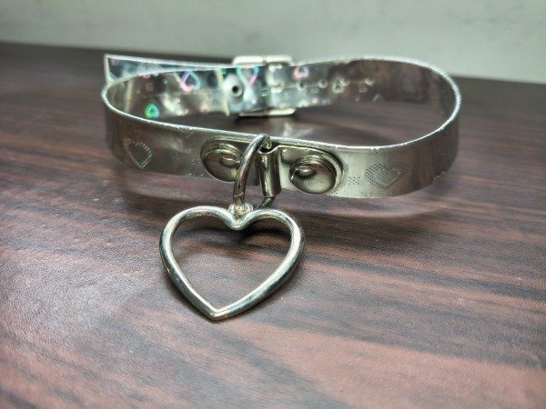 Producto - Slave heart holografico con corazones