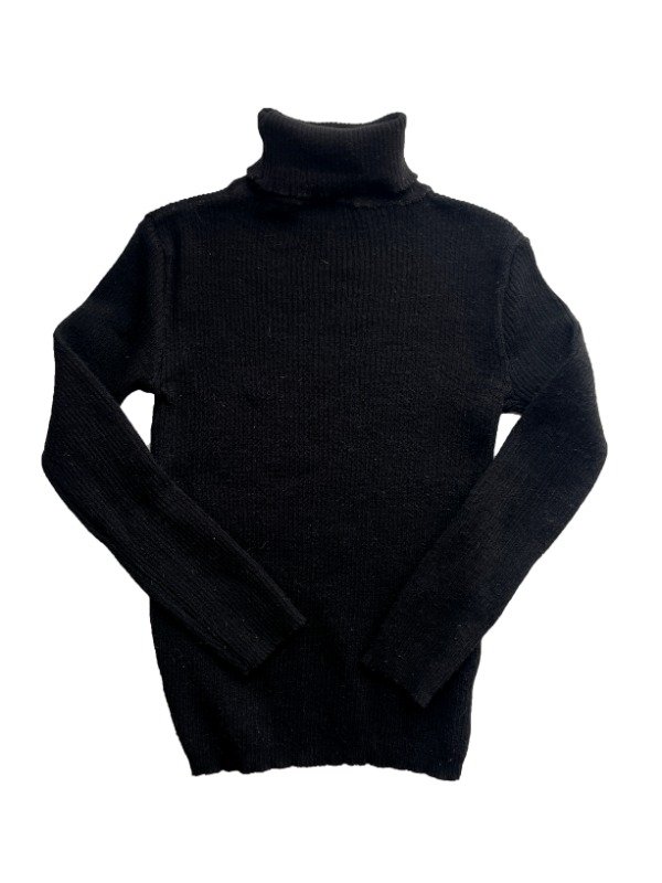 Producto - Polera Negra Basic