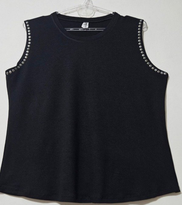 Producto - Músculosa tachas - 1