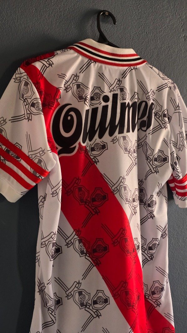 Producto - CAMISETA RETRO RIVER PLATE TITULAR 1996 - 4