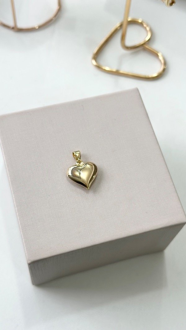 Producto - Dije corazón mediano laminado en oro 18k