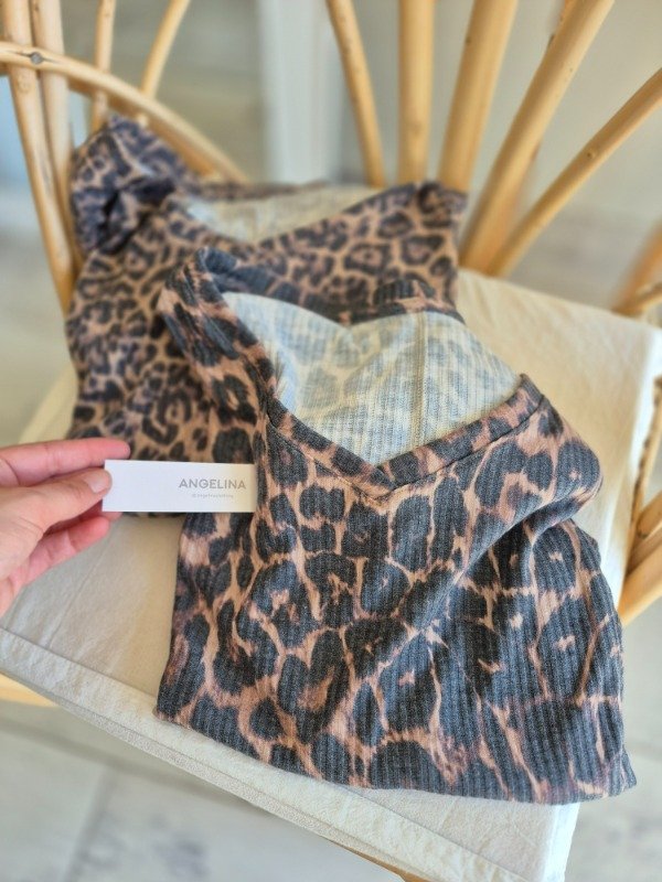 Producto - Remera Amplia Animal Print