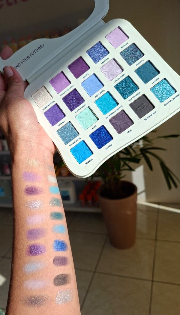 Producto - Deep Oasis paleta de sombras Ruby
