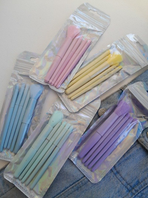 Producto - Set de brochas x5 colores pasteles