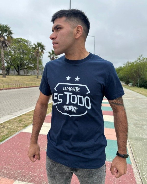 Producto - Remera Amarte es Todo Hombre