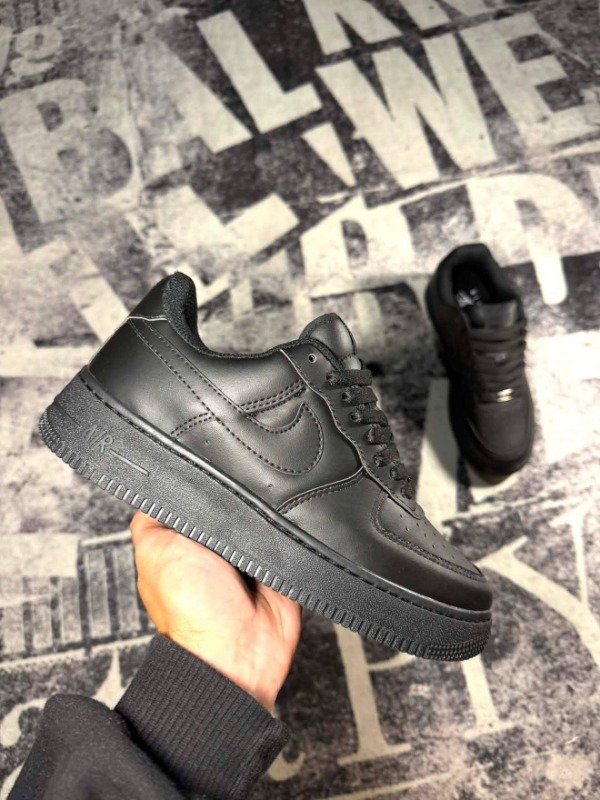 Producto - Air Force 1 "total black cuero" - 1