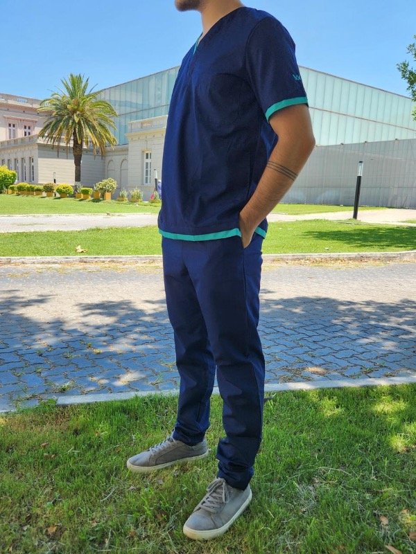 Producto - OLIVO ARCIEL (Azul detalle Verde Clínica)