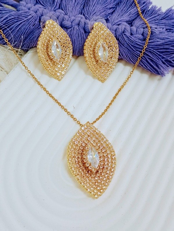 Producto - Collar ovalado