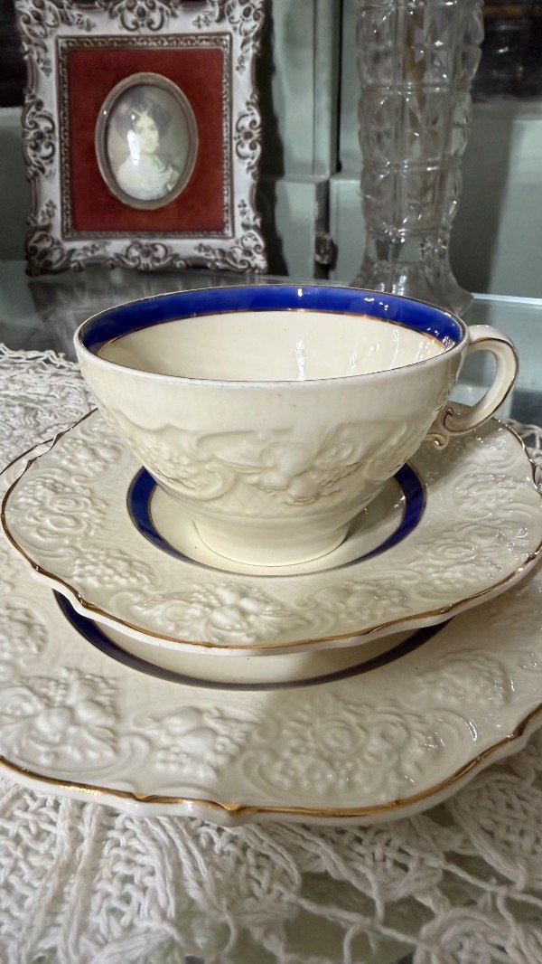 Producto - Trío de te crown ducal