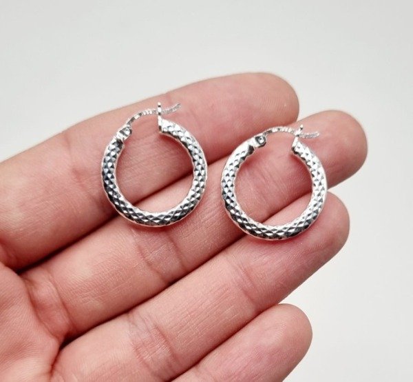 Producto - Argollas chatas tramadas