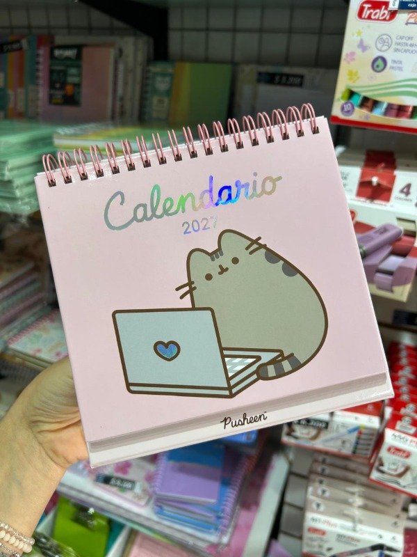 Producto - Calendario Mooving Carpita Pushen Cat home office 2027