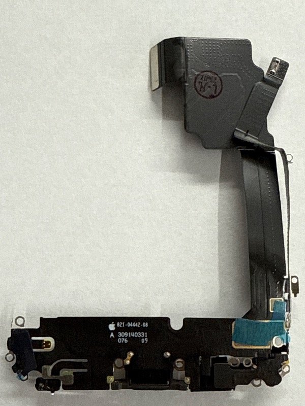 Producto - FLEX DE CARGA IPHONE 15 PRO MAX ORIGINAL